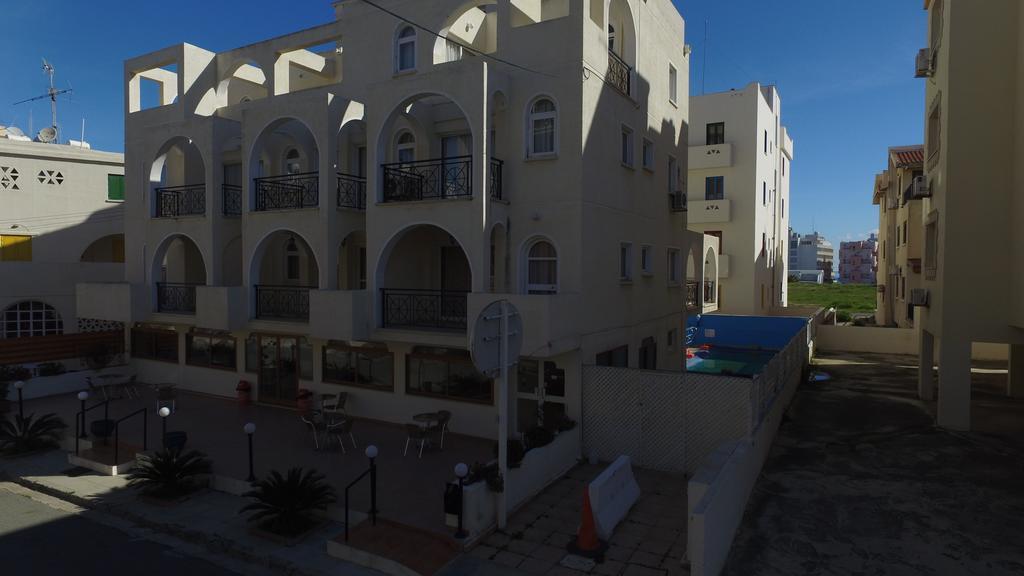 Pasianna Hotel Apartments Larnaca Exterior photo