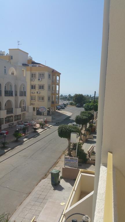 Pasianna Hotel Apartments Larnaca Exterior photo