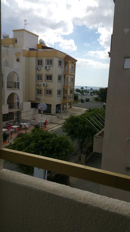 Pasianna Hotel Apartments Larnaca Exterior photo